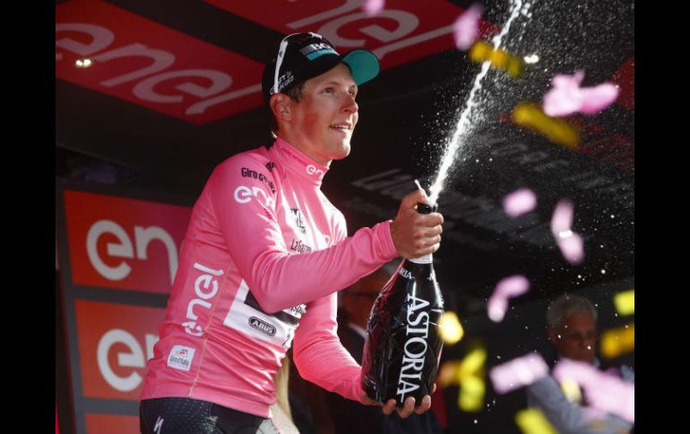 Postlberger celebra su primera victoria como profesional. AFP / L. Benies