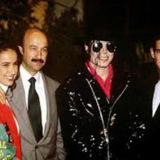 Michael Jackson ‘festeja’ 5 de mayo con Carlos Salinas
