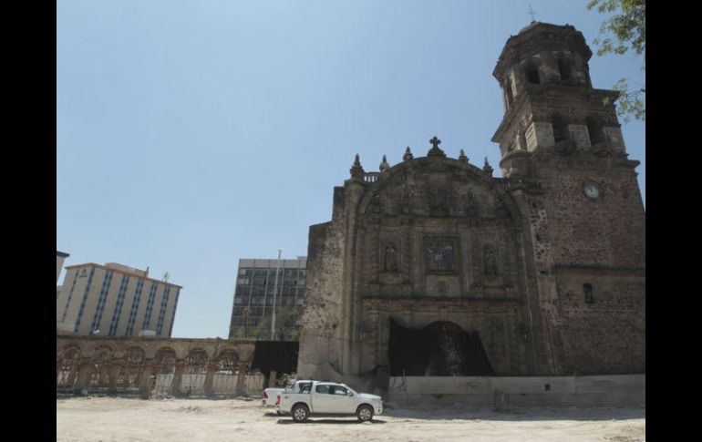 La tuneladora está casi por pasar los arcos que se ubican a un costado del templo. EL INFORMADOR / ARCHIVO