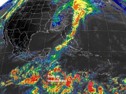 El meteoro mantiene la alerta por un probable potencial de desarrollo ciclónico. ESPECIAL / smn.conagua.gob.mx