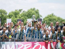 Pachuca hizo historia al lograr el título de la primera Copa Femenil de la Liga Mx. TWITTER / @Tuzos