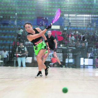 Paola Longoria cumple los pronósticos