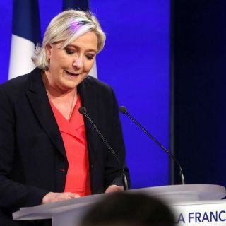 Le Pen anuncia ‘transformación profunda’ de su partido