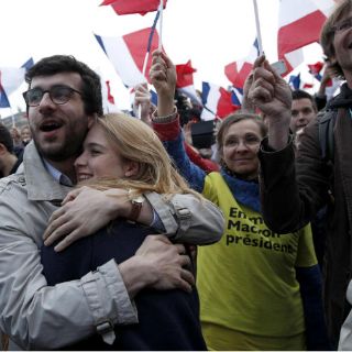 Trump felicita a Macron por su amplia victoria