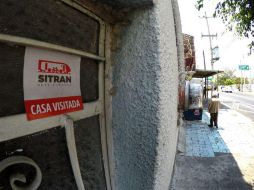 Las autoridades enviaron seis brigadas para que informaran, incluso casa por casa, sobre los detalles de la nueva troncal. EL INFORMADOR / A. Camacho