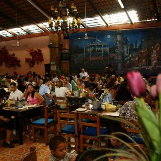 Estiman derrama de 44 mil MDP por Día de las Madres