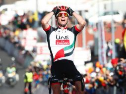 El esloveno Polanc celebra tras llegar a la meta. AFP / L. Benies