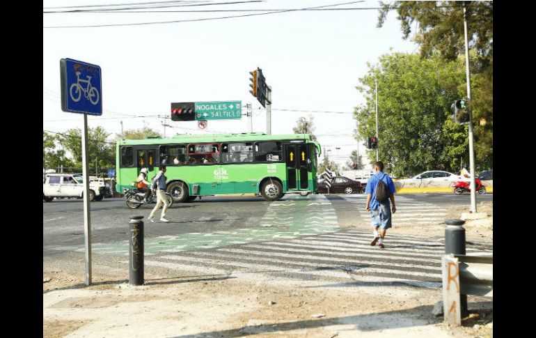 El traslado de la imagen es acompañado de verbenas y fuegos artificiales. EL INFORMADOR / ARCHIVO