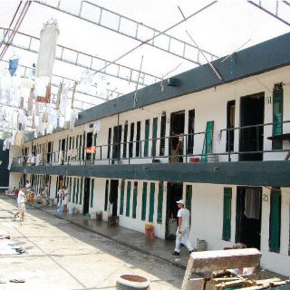 Baja de riñas en penal coincide con llegada del 'Ojo de vidrio'