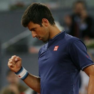 Djokovic vence a López y avanza a cuartos en Madrid