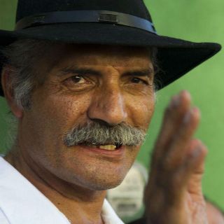 Juez autoriza a Mireles seguir proceso en libertad