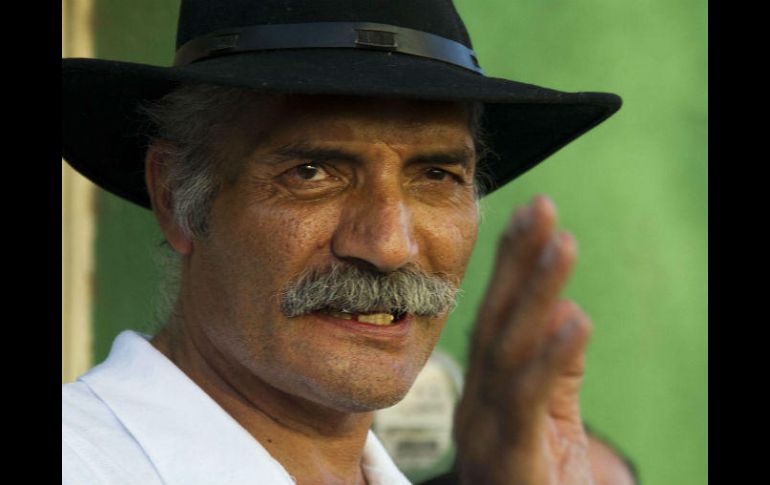 El juicio contra Mireles inició luego de que la PGR consignó una indagatoria en su contra por portación de armas de la fuerza armada. AFP / ARCHIVO