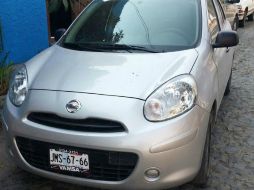 El auto se encontraba en la calle Guadalupe Victoria, a unos 50 metros del cruce con Periférico. ESPECIAL /