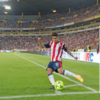 La reventa impide lleno en el Clásico tapatío