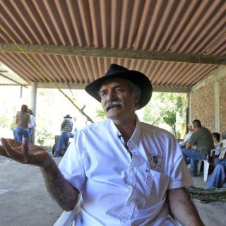 Mireles seguirá su proceso en libertad