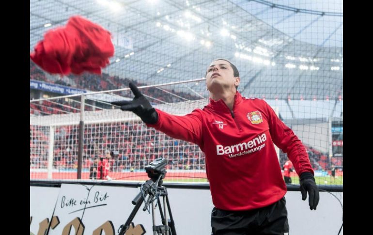 En duda está la participación del atacante mexicano, dado que el estratega turco Tayfun Korkut ha contado poco con él. TWITTER / @bayer04_es