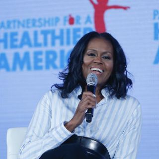 Michelle Obama critica cambios de Trump en su programa de nutrición
