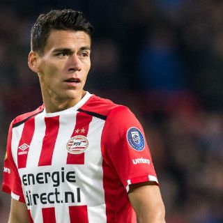 Héctor Moreno, presente en goleada del PSV frente al PEC Zwolle