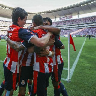 Chivas vence a Atlas y pasa a la semifinal
