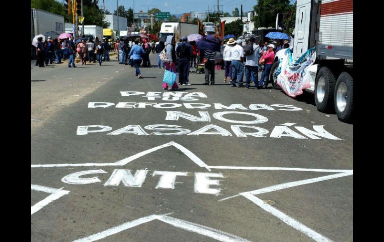 La marcha se lleva a cabo cada año en el Día del Maestro y representa el reinicio de la jornada de lucha de la coordinadora. EFE / ARCHIVO