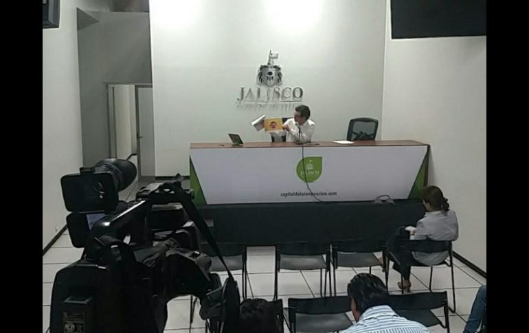 Castro asegura que de los 29 millones de viajes con Bienevales, ''el 50% algún adulto mayor ha sufrido maltrato''. TWITTER / @micasrey