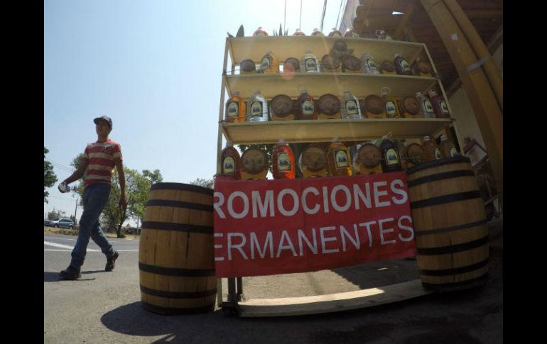 La venta informal o ilegal equivale al 36% del mercado de las bebidas destiladas en México. EL INFORMADOR / A. Camacho