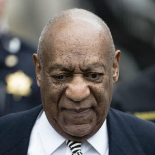 Bill Cosby rechaza hacer una declaración en juicio por abuso sexual
