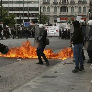 En Grecia, convocan a huelga general contra austeridad