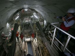 La Tapatía ya pasó el Templo de San Francisco, y durante 10 días más permanecerá detenida para el cambio de herramientas. EL INFORMADOR / ARCHIVO