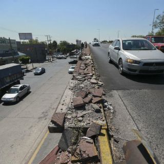 Renovarán barreras de protección en puentes de Lázaro Cárdenas
