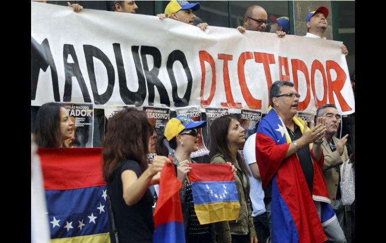 Protesta en Madeira, Portugal. Chavistas que viven fuera de Venezuela son blanco de manifestaciones contra el gobierno. EFE / Homem De Gouveia