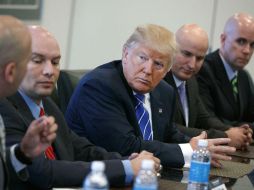 Trump cumple así, finalmente, con una de sus principales propuestas de campaña tras semanas de rumores. AP / ARCHIVO