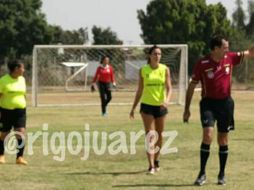 Mientras Almeyda se prepara para la semifinal, su esposa estuvo jugando una final y la ganó, en apoyo a su sobrina. ESPECIAL / Rigo Juárez