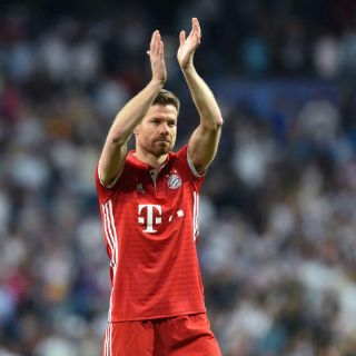 No veo la hora de que seas entrenador: Guardiola a Xabi Alonso