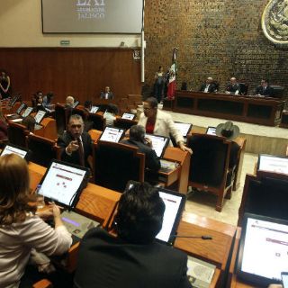 Aprueban incentivos para empresas que contraten jóvenes