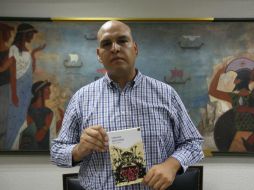 Héctor Palacios, autor de 'Lejanos guerreros', es historiador de formación. EL INFORMADOR / G. Gallo