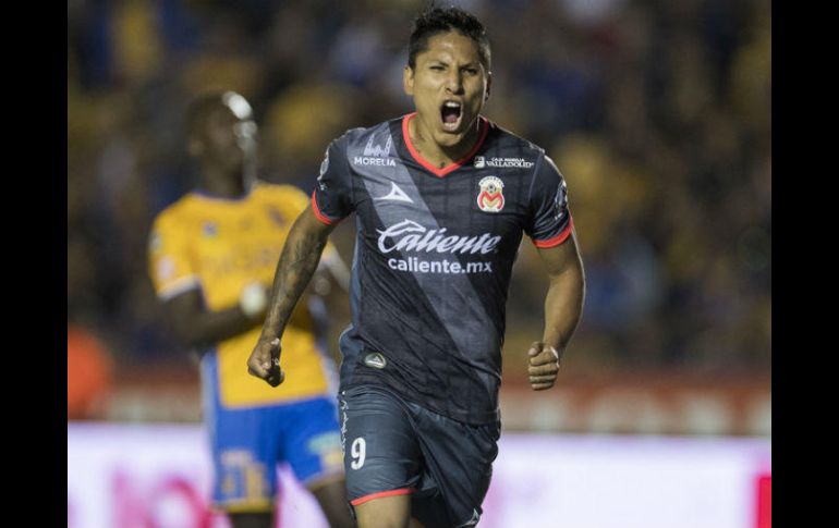 Ruidíaz se declara sucesor natural de Paolo Guerrero, máximo goleador de Perú. MEXSPORT / ARCHIVO