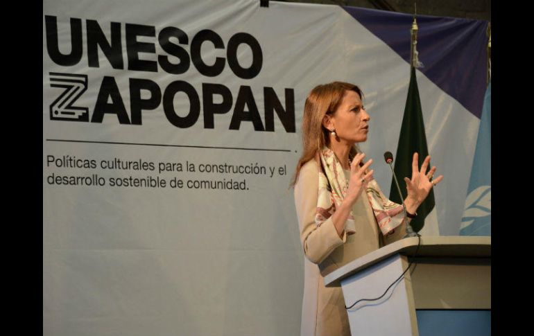 Nuria Sanz, directora de la UNESCO en México, durante su participación en el encuentro. ESPECIAL /