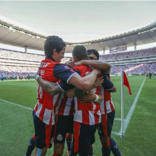 Chivas parece reencontrar su mejor nivel