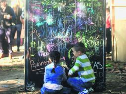 La niñez es la etapa más bella para unos, y la más difícil para otros. ESPECIAL / A. Reyes 'Chill & Kill'