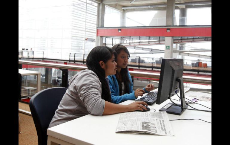 Entre 2012 y 2016, los usuarios de internet aumentaron en México de 41 millones a 65.5 millones. EL INFORMADOR / ARCHIVO