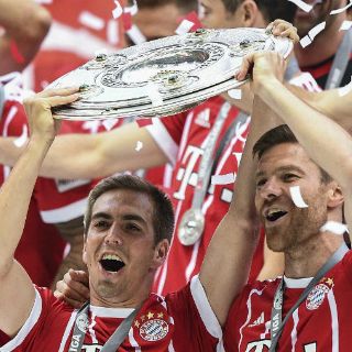 Philipp Lahm y Xabi Alonso se despiden del futbol