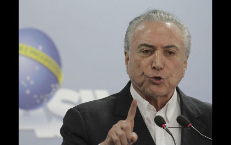 Temer presentó una petición ante la Corte Suprema para que suspenda su pesquisa por acusaciones en su contra. AP / E. Peres