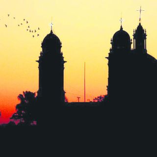 La serpiente con ojos de ópalo