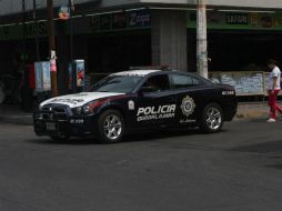 Policías municipales de Guadalajara se encargaron del aseguramiento de los ladrones. EL INFORMADOR / ARCHIVO