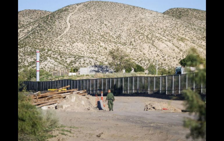 La frontera entre Coahuila y Texas representaría 512 kilómetros de muro, lo que provocaría un aislamiento de poblaciones animales. EFE / ARCHIVO