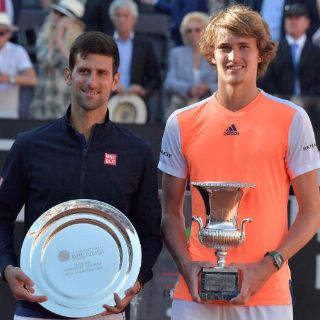 Zverev derrota a Djokovic en la final de Roma