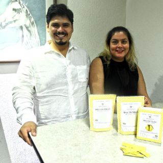 Miel en polvo, endulzante nutritivo al alcance de todos