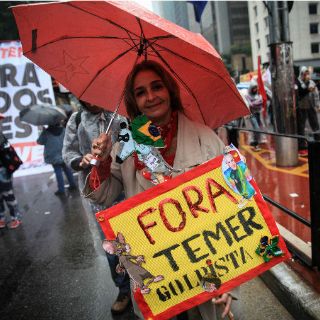 Michel Temer busca respaldo, mientras piden su destitución