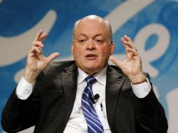 Hackett asegura que la decisión de Ford sobre la inversión en México fue por razones empresariales y no políticas. AP / P. Sancya